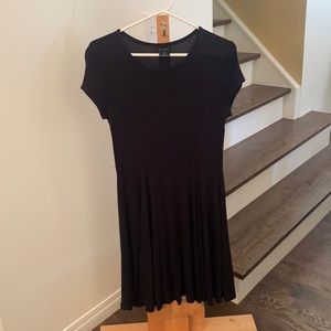 Eco-essentials flowey black dress size SM